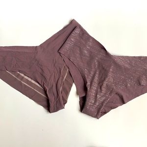 VS Panties that don’t show lines (set of 2) (NWOT)